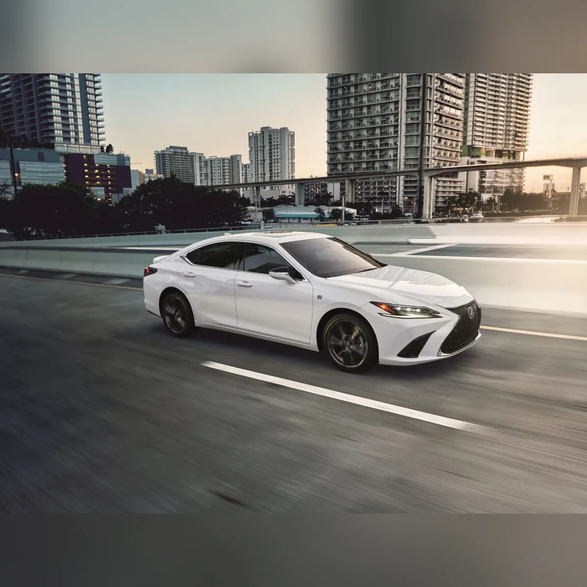 Lexus ES 350 F Sport