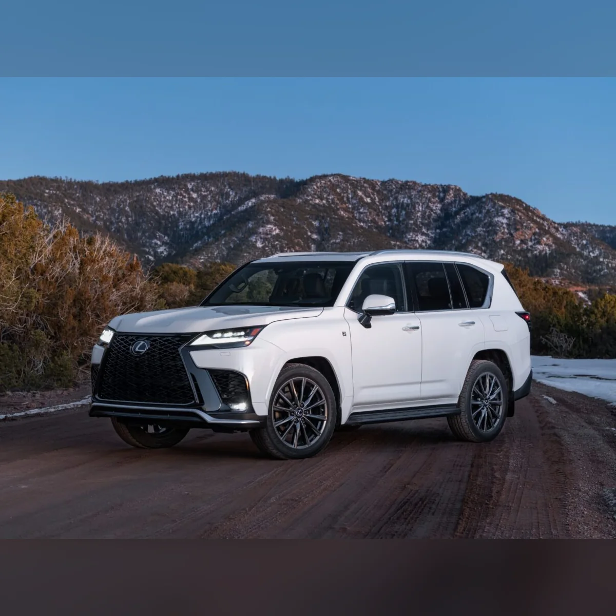 Lexus LX 600 F Sport